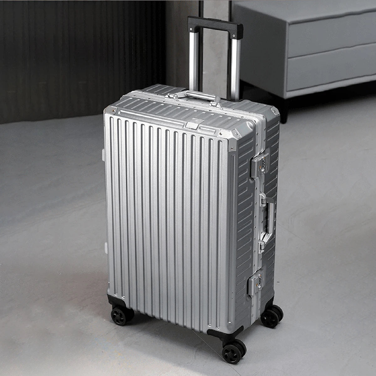 Premium Aluminum Frame Travel Suitcase™